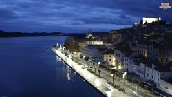 Nábřeží a město