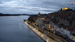 Nábřeží a město