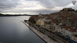 Nábřeží a město