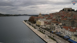 Nábřeží a město