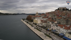 Nábřeží a město