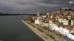 Nábřeží a město