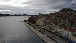 Nábřeží a město