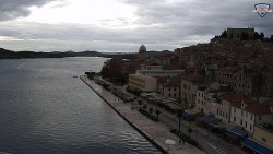 Nábřeží a město