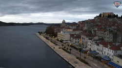 Nábřeží a město