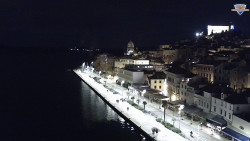 Nábřeží a město