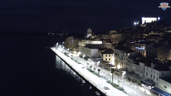 Nábřeží a město