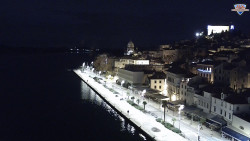 Nábřeží a město