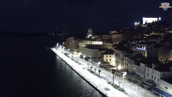 Nábřeží a město