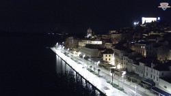 Nábřeží a město