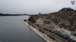 Nábřeží a město