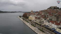 Nábřeží a město