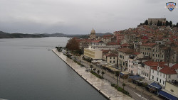 Nábřeží a město