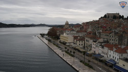 Nábřeží a město