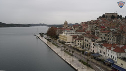 Nábřeží a město