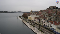 Nábřeží a město