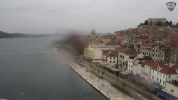 Nábřeží a město