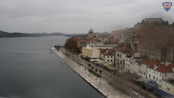 Nábřeží a město