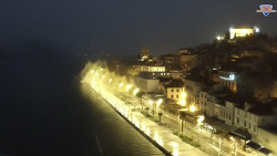 Nábřeží a město