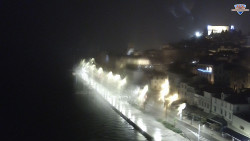 Nábřeží a město