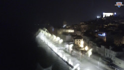 Nábřeží a město