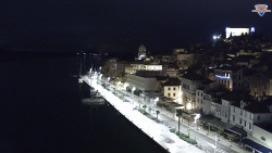 Nábřeží a město