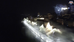 Nábřeží a město