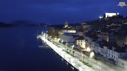 Nábřeží a město