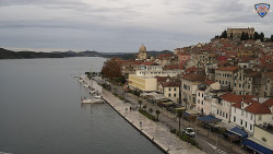 Nábřeží a město