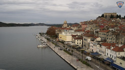 Nábřeží a město