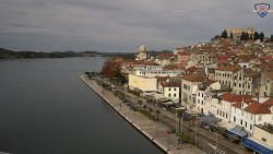 Nábřeží a město