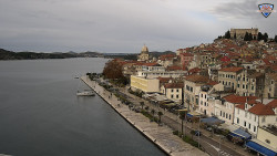 Nábřeží a město