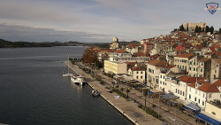 Nábřeží a město