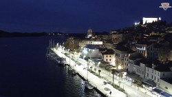 Nábřeží a město