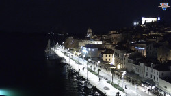 Nábřeží a město