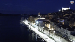 Nábřeží a město