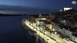 Nábřeží a město