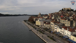 Nábřeží a město