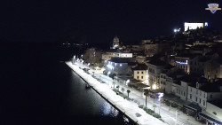 Nábřeží a město