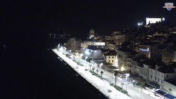 Nábřeží a město