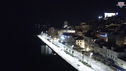 Nábřeží a město