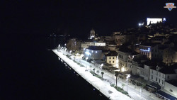 Nábřeží a město