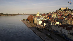 Nábřeží a město