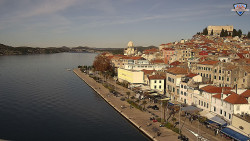 Nábřeží a město