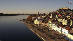 Nábřeží a město