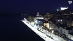 Nábřeží a město