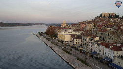 Nábřeží a město