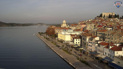 Nábřeží a město