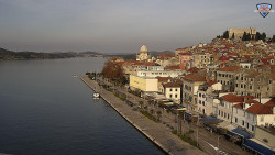 Nábřeží a město