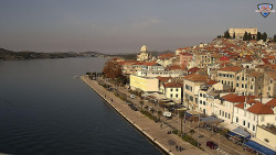 Nábřeží a město